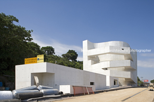 fundação iberê camargo alvaro siza