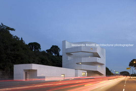 fundação iberê camargo alvaro siza