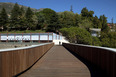 ponte de pedestres sobre a ribeira da carpinteira carrilho da graça