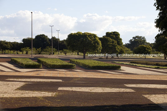 praça dos cristais burle marx