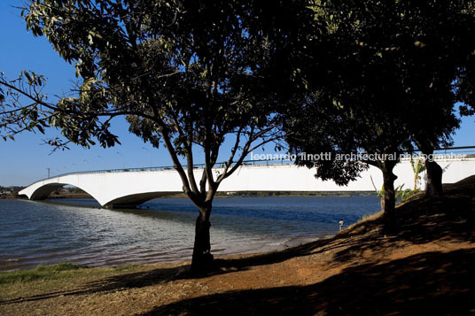 costa e silva bridge oscar niemeyer