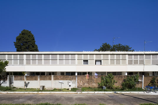 h-20 officers and teachers residences at ita oscar niemeyer