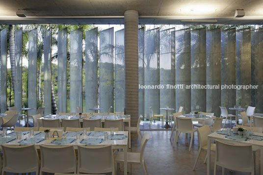 restaurante oiticica - inhotim rizoma arquitetos