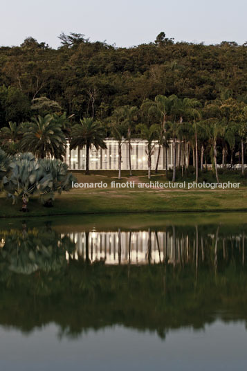 restaurante oiticica - inhotim rizoma arquitetos