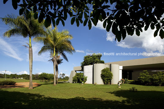 palácio do jaburu oscar niemeyer