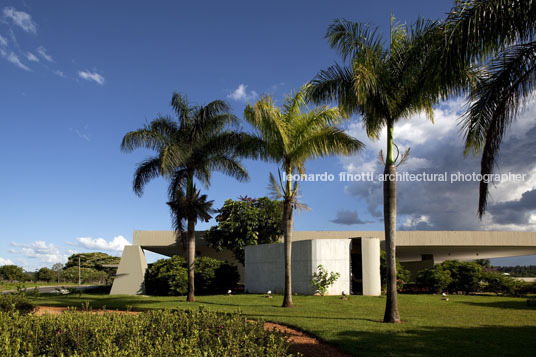 palácio do jaburu oscar niemeyer