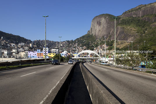 passarela rocinha oscar niemeyer