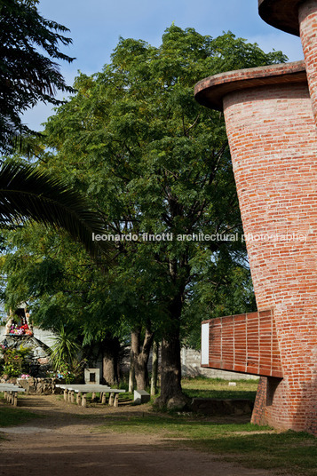 cristo obrero church eladio dieste