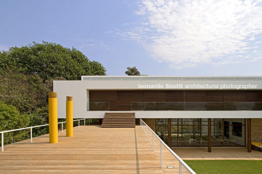 casa brasília isay weinfeld