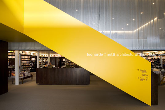 livraria da vila - cidade jardim isay weinfeld