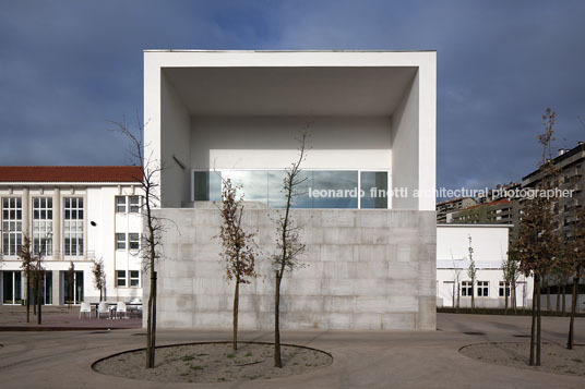 escola avelar brotero inês lobo