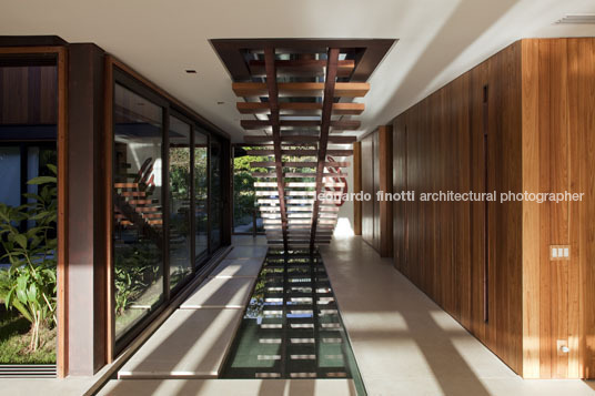 casa jo bernardes+jacobsen