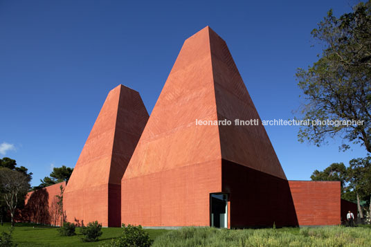 casa das histórias paula rego eduardo souto de moura