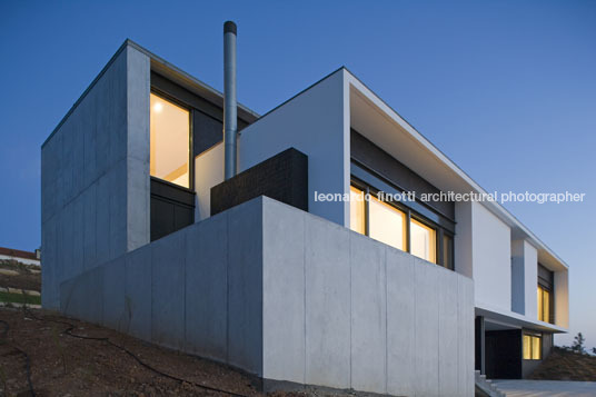 salgados house jstc arquitectos 