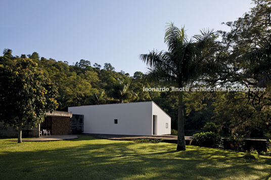 fazenda da cava paulo mendes da rocha