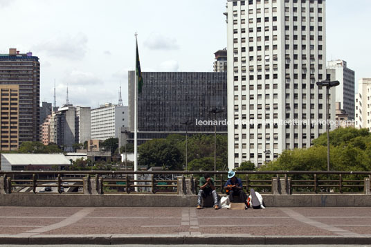 são paulo snapshots several authors