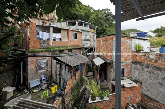 babilonia and chapeu mangueira favelas anonymous