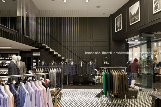 alberto gentlemen store/design barra tremsky arquitetura