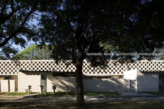 h-10 officers residences at ita oscar niemeyer