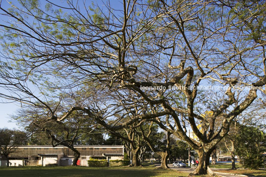 h-10 officers residences at ita oscar niemeyer