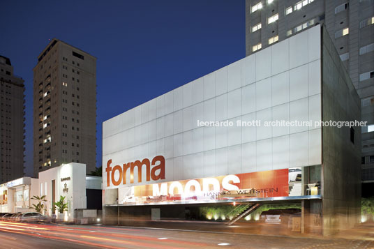 forma store paulo mendes da rocha