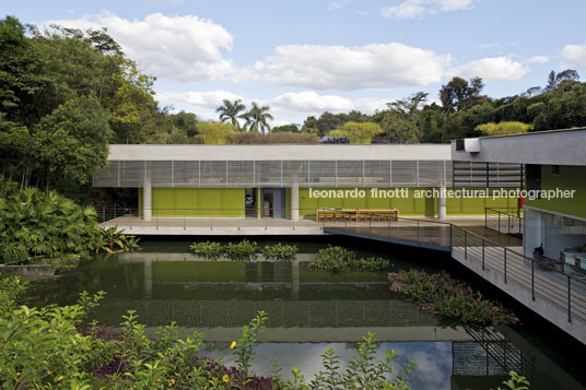 centro educativo burle marx - inhotim Arquitetos Associados