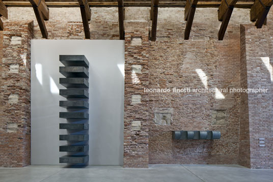 punta della dogana museum tadao ando