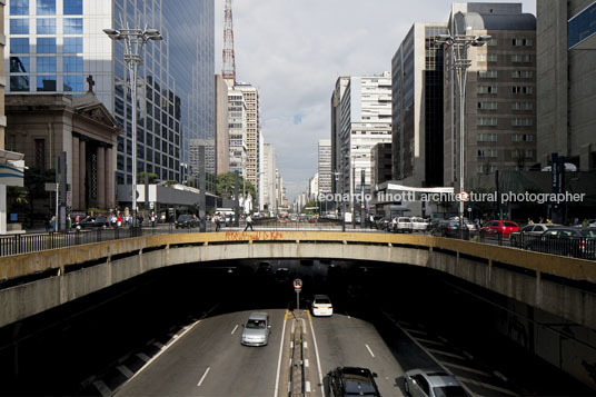 paulista ave several authors