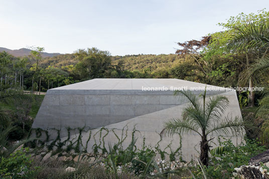 galeria lygia pape - inhotim rizoma arquitetos