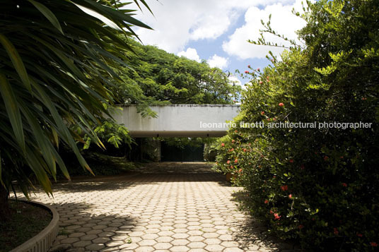 italian embassy pier luigi nervi