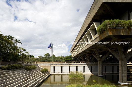 italian embassy pier luigi nervi