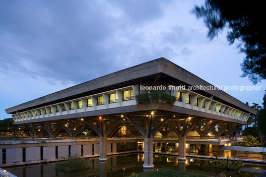 italian embassy pier luigi nervi