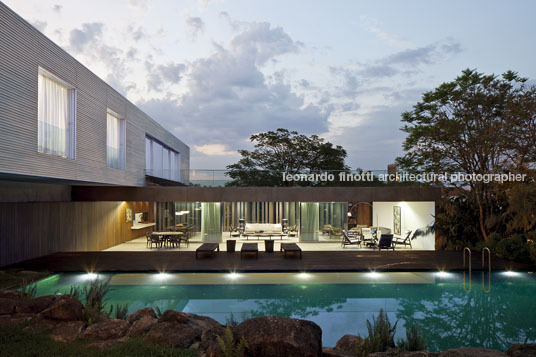 casa piracicaba isay weinfeld