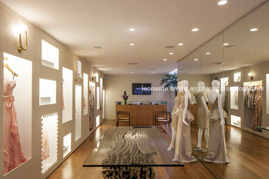 martha medeiros store play arquitetura