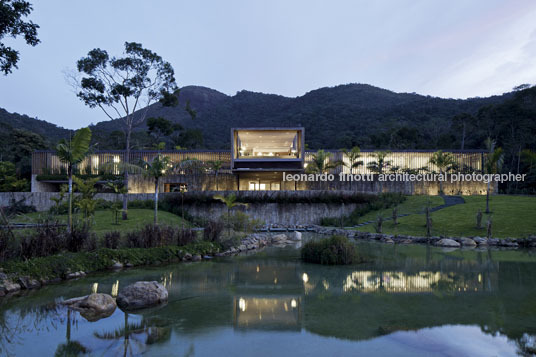 casa jn bernardes+jacobsen