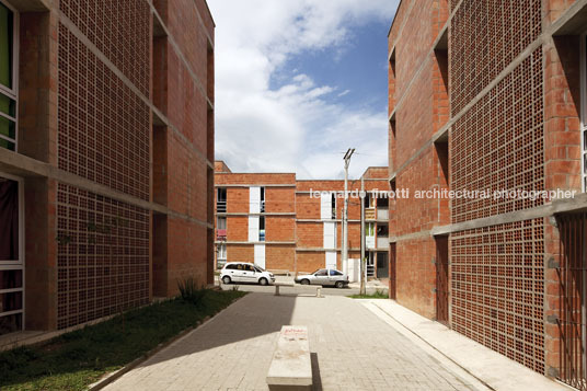 jardim vicentina social housing vigliecca & associados