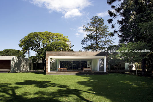 casa grécia isay weinfeld