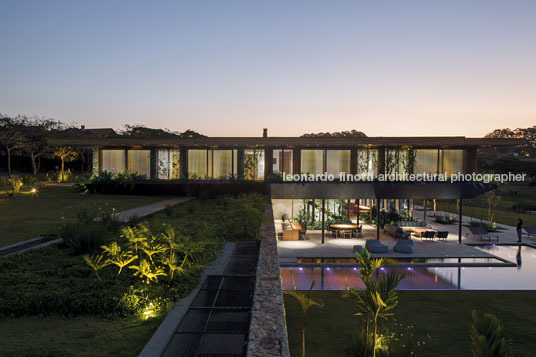 casa sw - fazenda boa vista jacobsen arquitetura