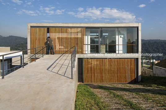 itahyé house apiacás arquitetos