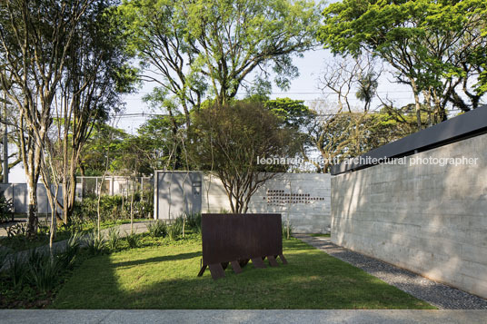 art pavilion metro arquitetos