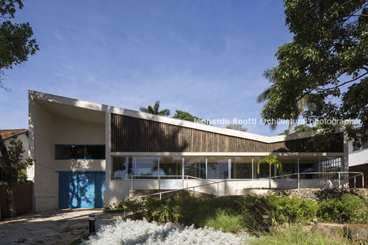 casa-museu juscelino kubitschek oscar niemeyer