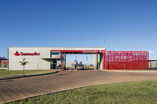 santander datacenter loeb capote