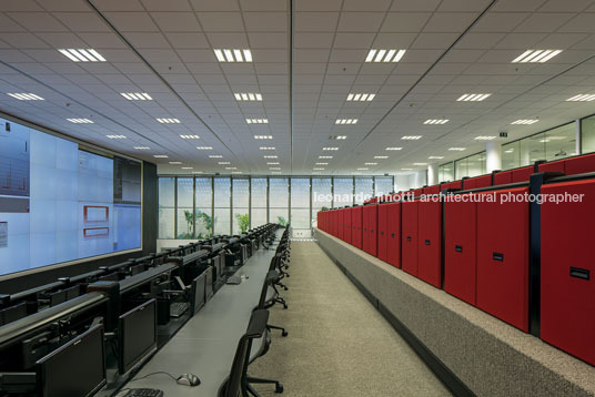 santander datacenter loeb capote