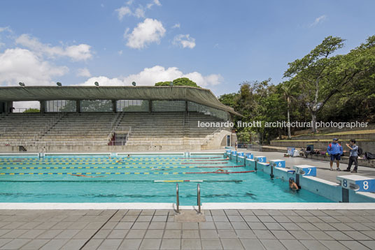 complejo de piscinas - ucv carlos raúl villanueva