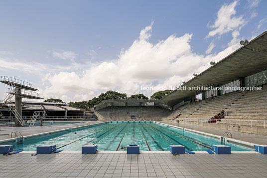 complejo de piscinas - ucv carlos raúl villanueva