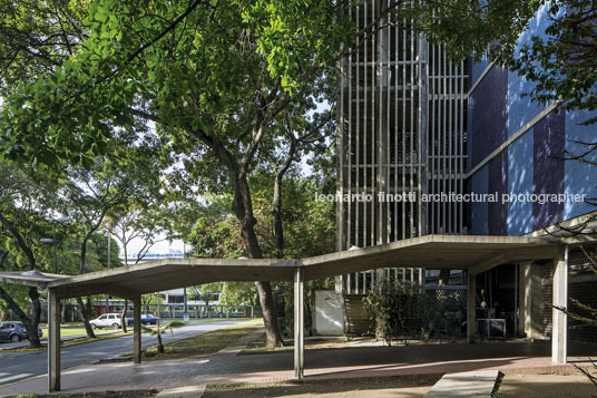 caracas snapshots several architects