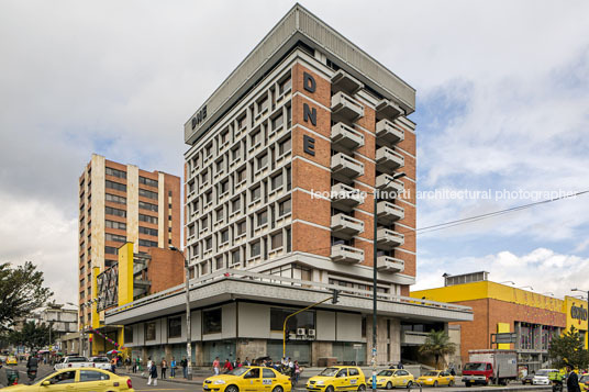 bogotá snapshots several architects