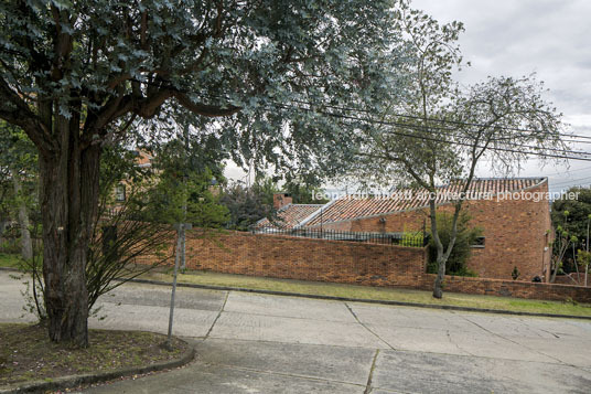 casa wilkie fernando martínez sanabria