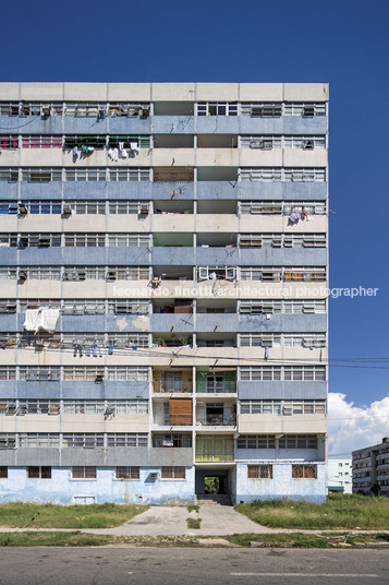 edificio calle tercera 