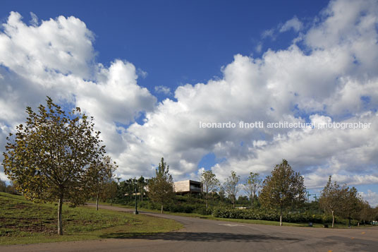 residência ct - quinta da baroneza bernardes+jacobsen